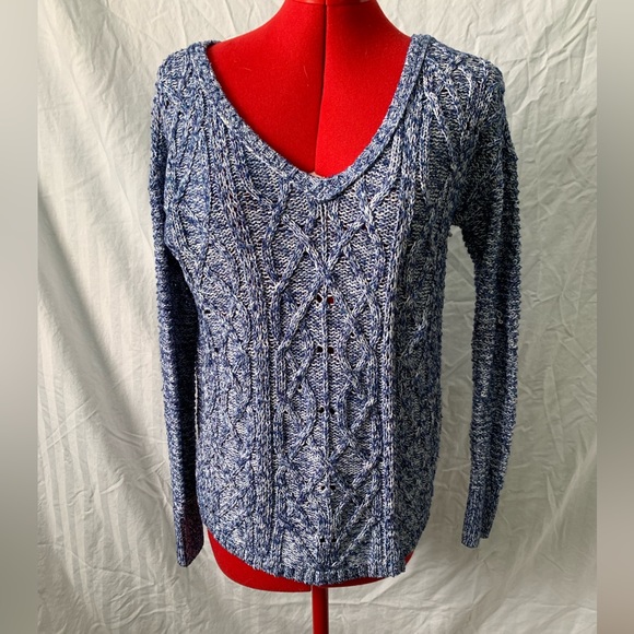 American Eagle Knit Sweater - Picture 2 of 6